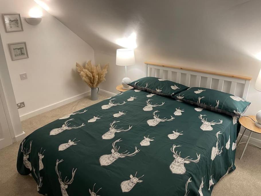 Stylish & Spacious 2 Storey, 3 Bed Apartment Gravesend Luaran gambar
